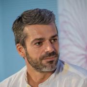Luca Argentero: le bellissime foto in Sicilia