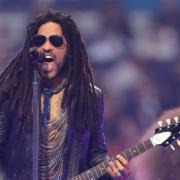 Lenny Kravitz fuori e dentro il palco: le foto più belle