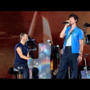 I Coldplay suonano Fix You con Shawn Mendes: il video