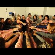 Taylor Swift rivela il dietro le quinte del suo Eras Tour: il video