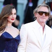 Daniel Craig come non si era mai visto: le foto