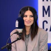 Laura Pausini ospite di Radio Monte Carlo: le foto più belle
