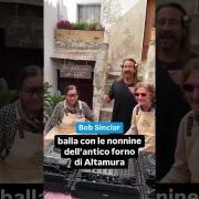 Bob Sinclar suona con le nonne pugliesi dell'Antico Forno di  Altamura: il bellissimo video