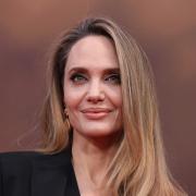 Angelina Jolie nell’ultimo trailer ufficiale del film biografico su Maria Callas
