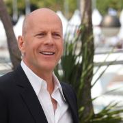 Incendi di Los Angeles: Bruce Willis ringrazia i vigili del fuoco. Il video