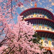 A SAN VALENTINO FAI UN PASSO VERSO L’ORIENTE CON EVA AIR 