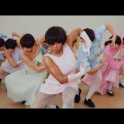 Billie Eilish: il bellissimo balletto per Bittersuite. Il video
