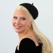 Lady Gaga: il look audace al party del Saturday Night Live