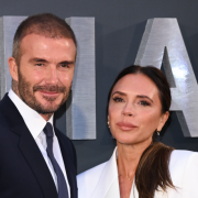 David Beckham festeggia la moglie Victoria con 2 bellissime foto