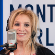 Iva Zanicchi ospite di Radio Monte Carlo: le foto più belle