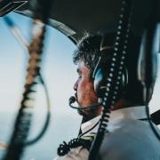 Pilota tenta di spegnere i motori in volo
