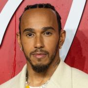 Lewis Hamilton: l'ultimo, commovente addio al suo cane Roscoe