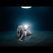 Rita Ora pubblica All Natural. Guarda il video