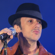 7 ottobre 1967: nasce Neffa