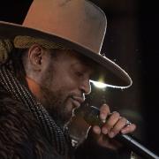 Beyoncé, Nile Rodgers, The Weeknd e tante celebrità piangono D'Angelo 