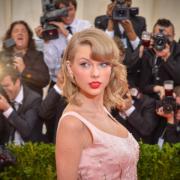 Taylor Swift sorprende tutti con una donazione che tocca il cuore