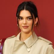 Kendall Jenner compie 30 anni: festa in spiaggia e tanti vip
