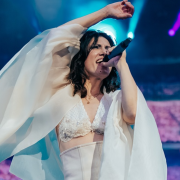 Elisa pubblica un doppio album live