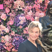 Bridget Jones: la sua statua a Londra