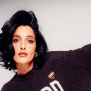 Levante  pubblica Dell'amore il fallimento. Guarda il video