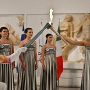 Milano Cortina 2026: si accende la fiamma olimpica. L'emozionante video