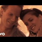 Boy Meets Girl - Waiting for a Star to Fall