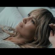 Jennifer Lopez si racconta: il video