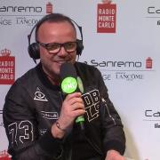 Gigi D'Alessio parla della madre. E a Casa Sanremo è subito grande emozione