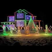 Luci di Natale, che passione: le ultime follie dagli Stati Uniti