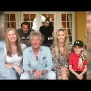 Rod Stewart lascia una mancia strepitosa allo staff di un hotel