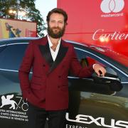 Kirsten Dunst e Alessandro Borghi sul red carpet della 78. Mostra Internazionale d'Arte Cinematografica – La Biennale di Venezia