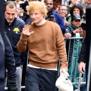 Ed Sheeran racconta tutta la poesia dei dischi in vinile