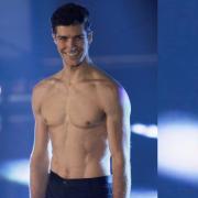 Roberto Bolle irresistibile in Bolero: il video