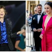 Mick Jagger ispira il romanzo sexy della sua fidanzata. E lo legge tutto contento: il video
