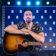 Dotan: talento e passione