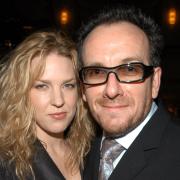 6 dicembre 2003: Diana Krall sposa Elvis Costello