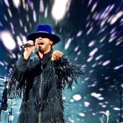 Jamiroquai: Virtual Insanity diventa un dipinto. A fin di bene
