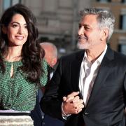 George Clooney corre in aiuto della popolazione di Laglio