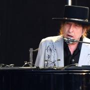 Bob Dylan proibisce l'uso degli smartphone ai suoi concerti