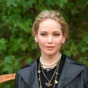 Jennifer Lawrence si sposa in una casa stregata