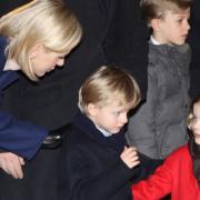 I gemellini di Monaco conquistano gli sguardi alla festa di santa Devota