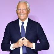 Giorgio Armani apre a tutti la sua sfilata di moda
