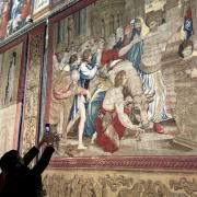 Cappella Sistina: tornano i meravigliosi arazzi di Raffaello!