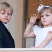 Riapertura delle scuole: anche i gemellini Jacques e Gabriella di Monaco tornano in classe