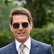 Tom Cruise si lancia nel vuoto: l'incredibile video!