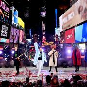 I Duran Duran cantano le loro hit a Times Square per il nuovo anno: l'entusiasmante video!