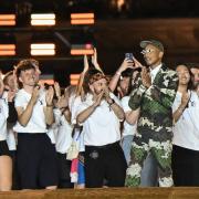 Pharrell Williams: la nuova canzone e il debutto come stilista. Il video