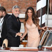 Amal e George Clooney e Patrick Dempsey portano alla Mostra del Cinema tutto il fascino di Hollywood