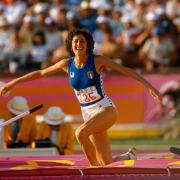 Sara Simeoni: il coraggioso messaggio della grande campionessa