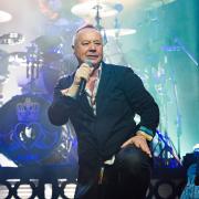 Simple Minds: Jim Kerr racconta il nuovo album